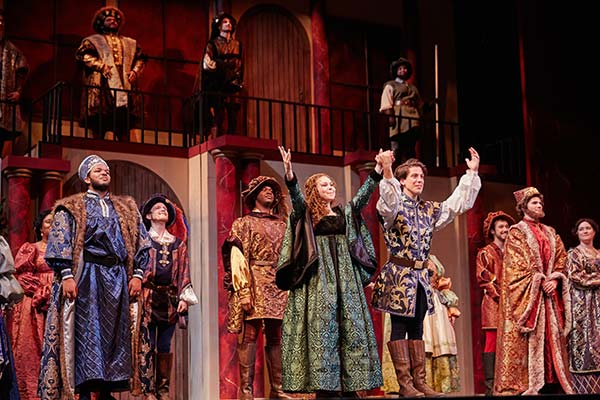 students rehearse romeo and juliet