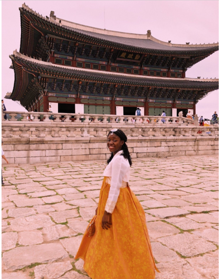 Student in traditional Korean dress