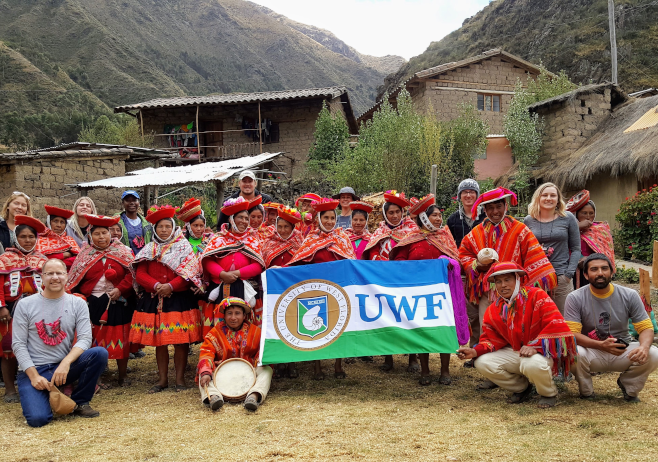 Students on study abroad trip in Peru