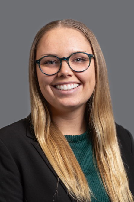 Krysta Ponek Headshot