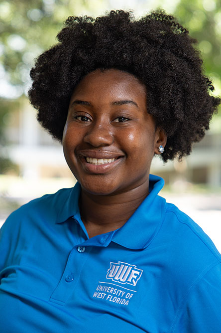 Kiah Bryant orientation leader photo