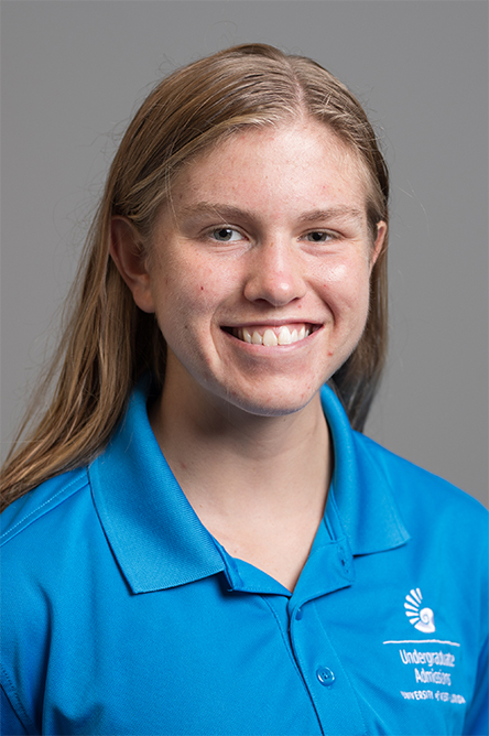 Elizabeth Mahnken photo