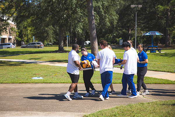 Athletic training and nursing students participating in an Interprofessional Education exercise.