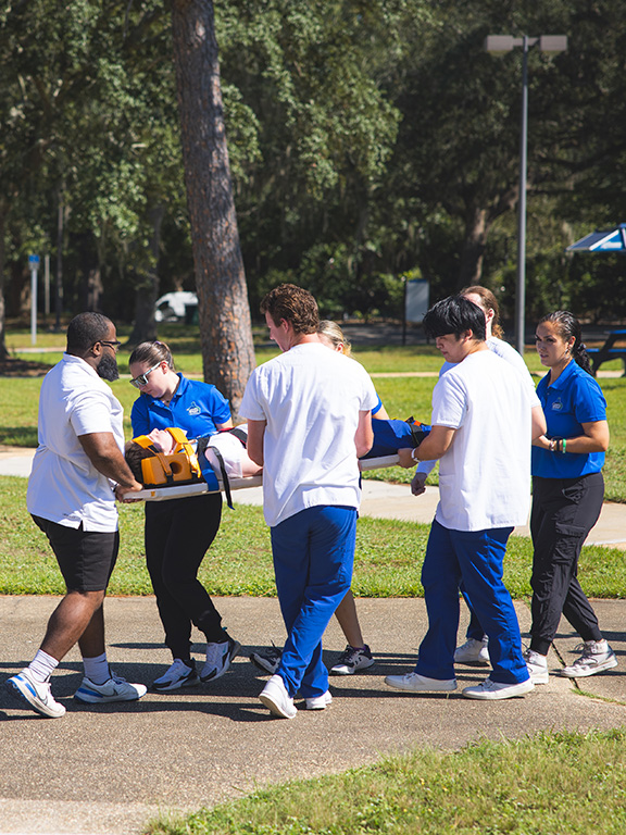 Athletic training and nursing students participating in an Interprofessional Education exercise.