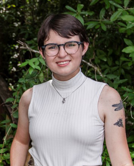 Domani Turner-Ward outdoor headshot.