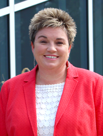 Karen Molek headshot.