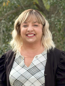 Christy Kolb headshot.