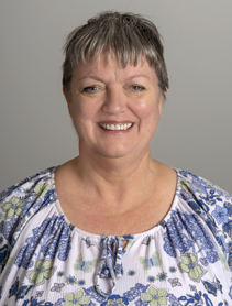 Lynne Reese headshot.