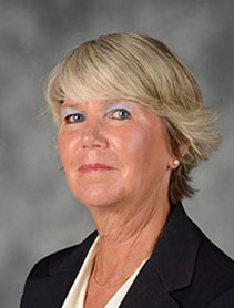 Gayle Baugh headshot.