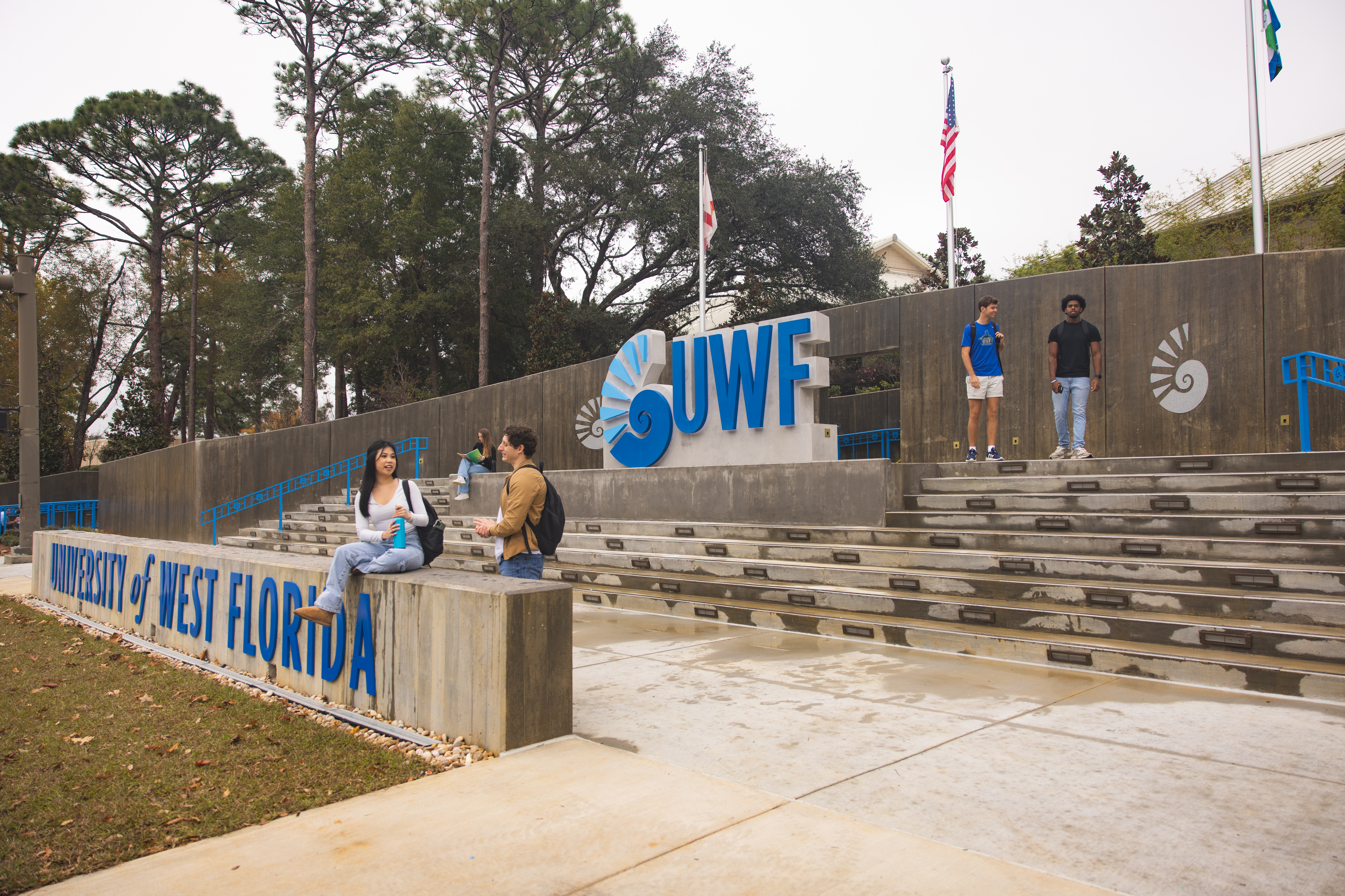 UWF Gateway with Students