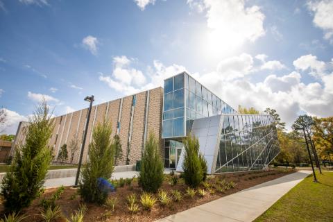 Photo of Building 58C, Laboratory Sciences Annex