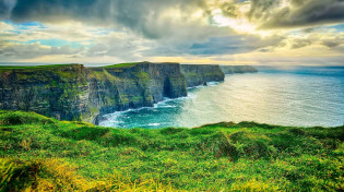 A stunning view over the famous cliffs in Ireland