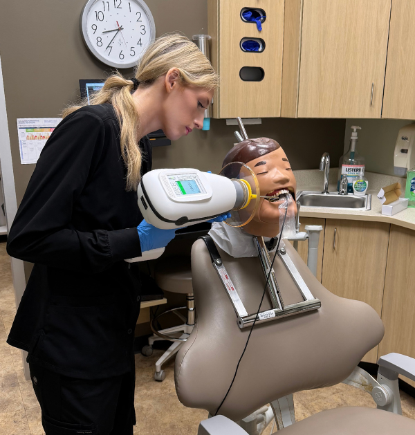 Expanded Function Dental Assistant