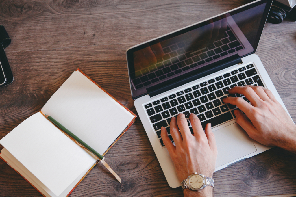 Laptop and notebook