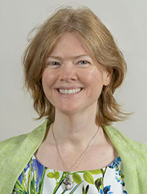 April Leake headshot.