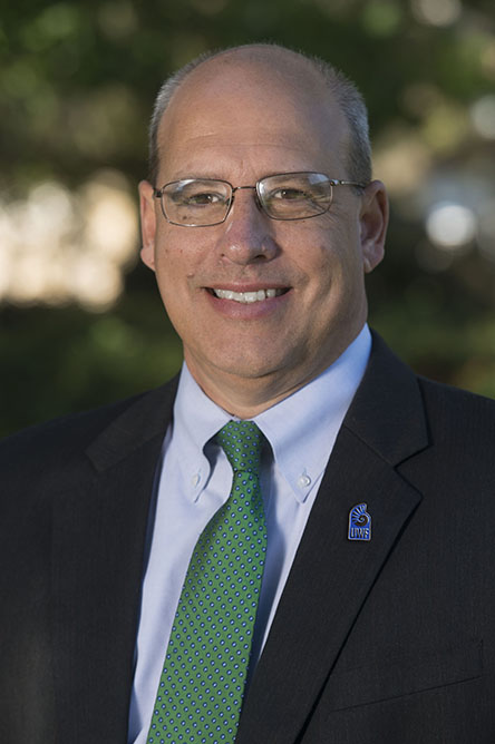 Dave Scott headshot.