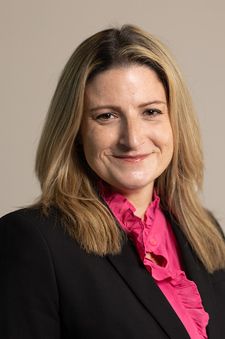 Heather Riddell indoor headshot.