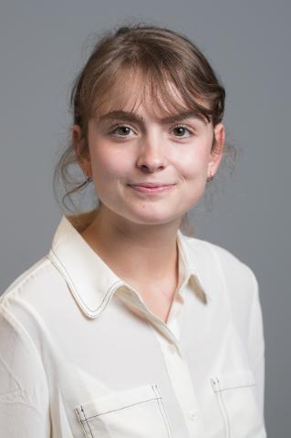 Sophia Kraus Headshot