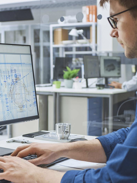 digital engineer modeling 3D